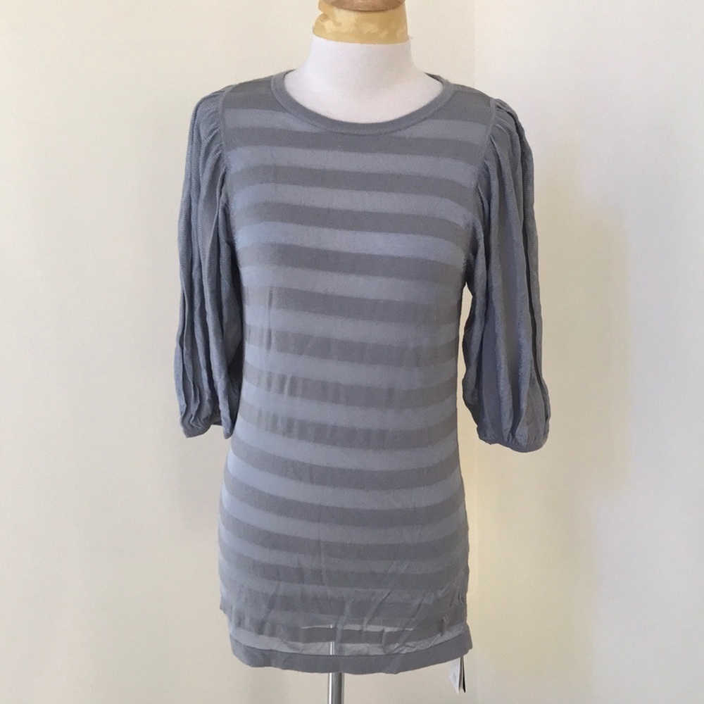 NWT! ARMANI EXCHANGE size S pleated sleeve sweater